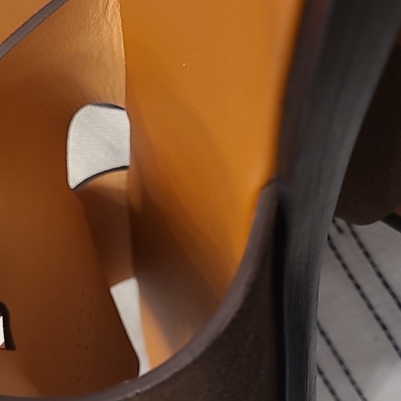 Hermès Izmir Sandal - Picture 7 of 16